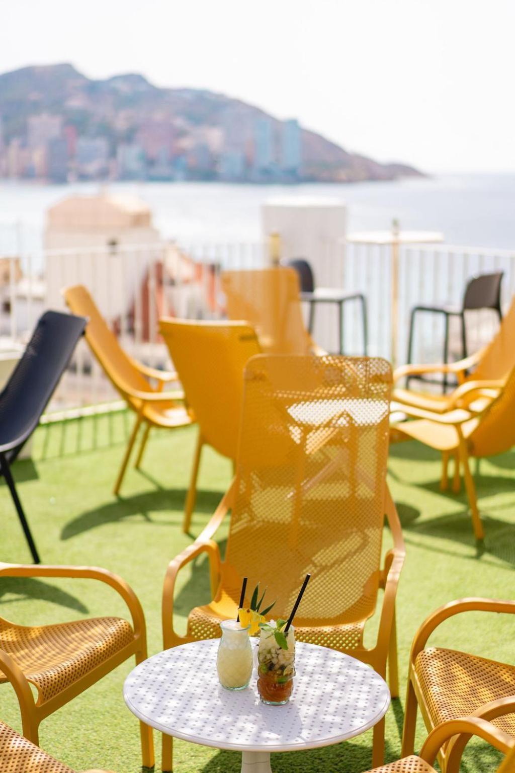 Hotel Queens - Adults Only Benidorm Ngoại thất bức ảnh