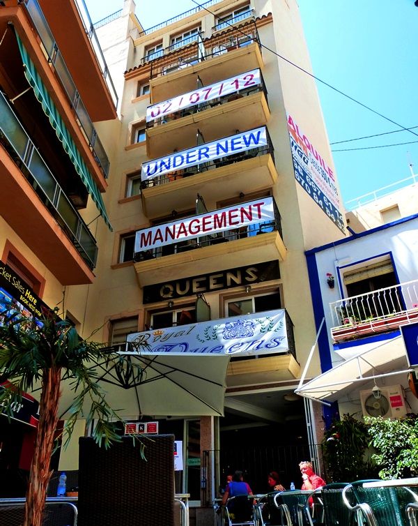 Hotel Queens - Adults Only Benidorm Ngoại thất bức ảnh